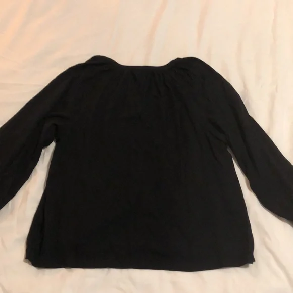 Old Navy Black Women's Top - Picture 4 of 5